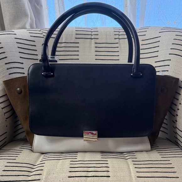 Celine Handbags - Celine trapeze